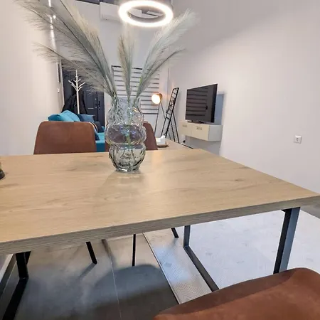 Luxury Loft Μοντέρνο Διαμέρισμα 2 Επιπέδων